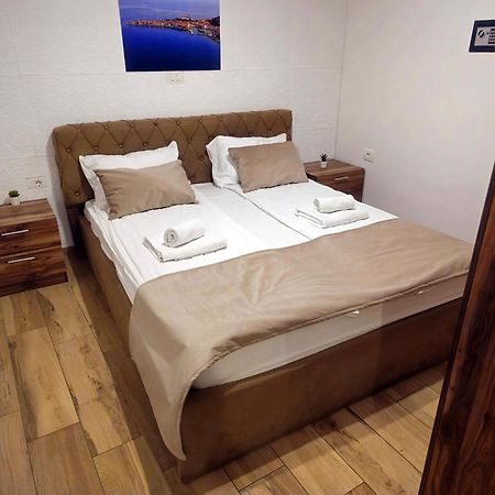 Apartments Ela 피란 외부 사진